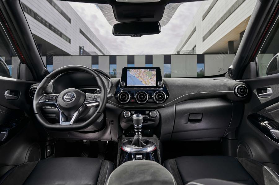 Торпедо Nissan Juke 2019 года  (WW) (фото 63 из 65)